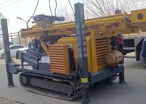 260 متر معدات حفر آبار المياه بقطر ثقب مختلف 77kw الجنزير الصلب