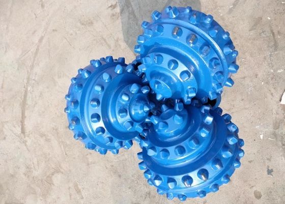 حفر الـ Tricone مع قطر 5 بوصات 6 بوصات 8 بوصات لحفر الآبار العميقة للماء تحت الأرض